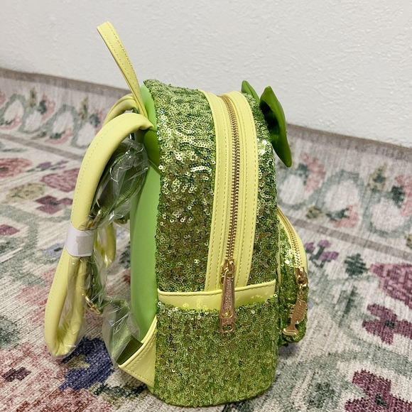 💎NEW Loungefly Disney Princess Tiana Sequins Mini Backpack FIRM - Picture 7 of 13